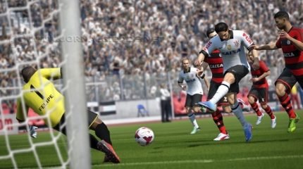 Na versão do ano passado, o Fifa 14 conta com 21 clubes brasileiros e o Brasileirão