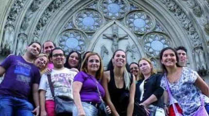 Professores visitaram a Catedral da Sé, Mercadão Municipal e o Museu de Arte Sacra, no centro de São Paulo