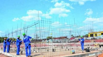 Construção de conjunto habitacional