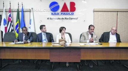 Tuzinho (PRB); Dr. Alcir, Drª Rosa Cattuzzo - presidente da Ordem em RC; Renato Di Matteo (PSB) e Heitor Tommasini (PTC)