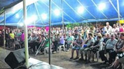 Na noite de quinta-feira (11), o público assistiu à Cantata de Natal na Capela Santa Luzia; comemoração continua neste sábado