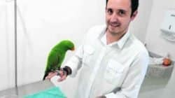 Veterinário Gustavo Henrique Bonafe trabalha com homeopatia para animais, cuja medicação é indicada para os domésticos, exóticos e até silvestres, conforme a patologia