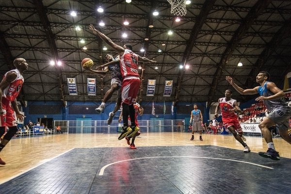 VITÓRIAS: O Rio Claro Basquete perdeu apenas uma das oito partidas que disputou no Felipão