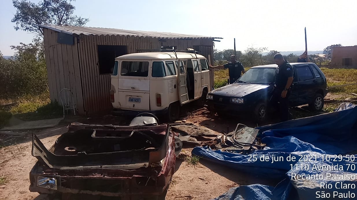 Guarda Civil interrompe aglomeração e racha de carros em Minas Gerais