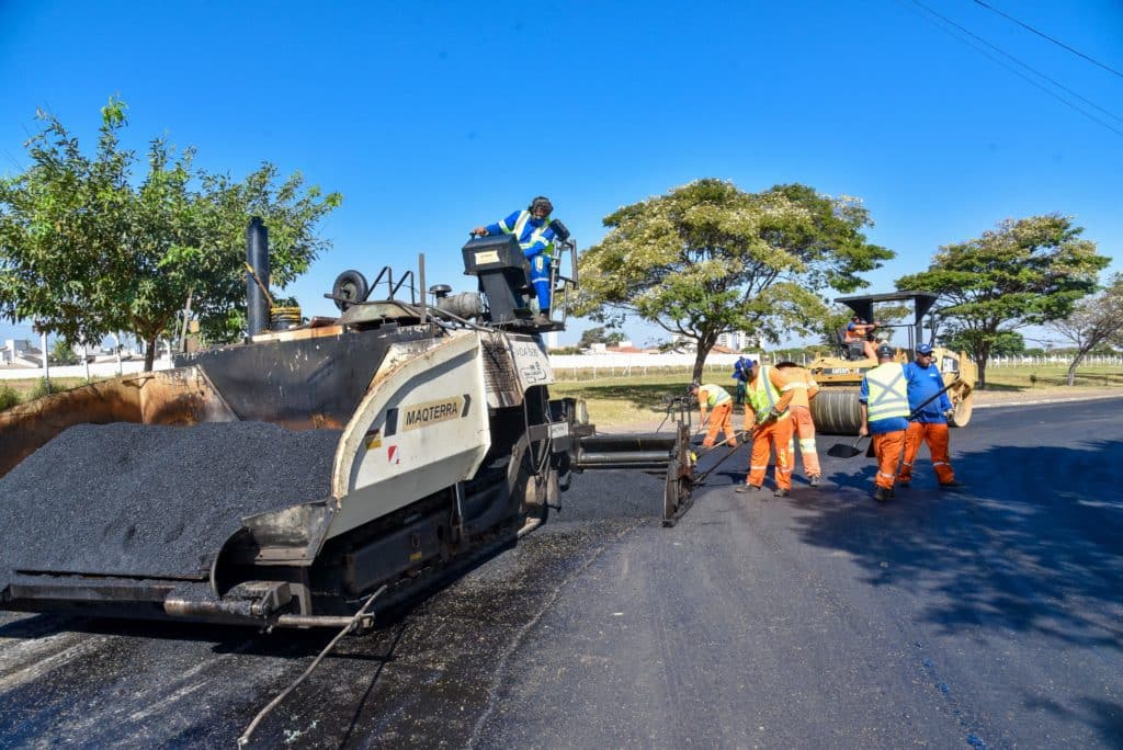 Prefeitura faz recapeamento em trechos da Marginal Anhanguera