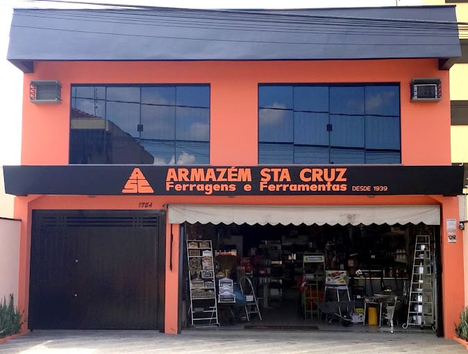 Fachada do Armazém Santa Cruz, tradicional em Rio Claro